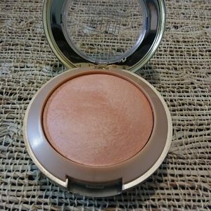 Milani Baked Blush